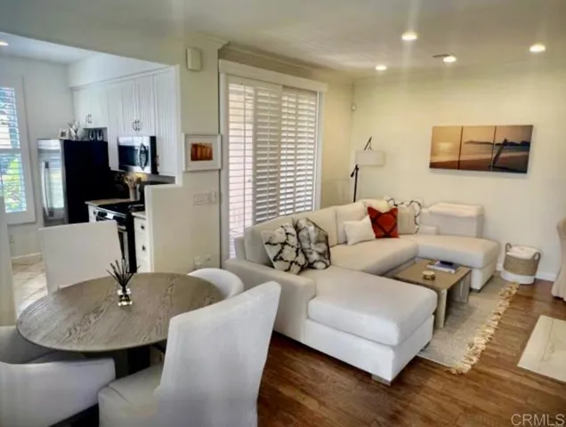 3521 Caminito El Rincon 307, San Diego, California 92130