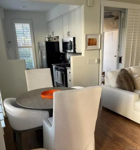 3521 Caminito El Rincon 307, San Diego, California 92130
