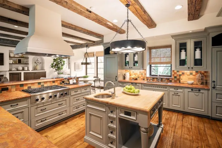6 Tevis Place, Palo Alto, California 94301