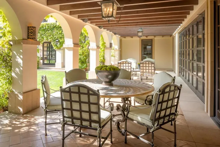 6 Tevis Place, Palo Alto, California 94301