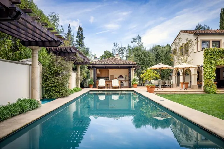 6 Tevis Place, Palo Alto, California 94301