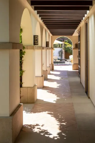 6 Tevis Place, Palo Alto, California 94301