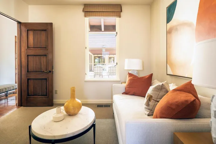 6 Tevis Place, Palo Alto, California 94301