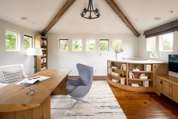 6 Tevis Place, Palo Alto, California 94301