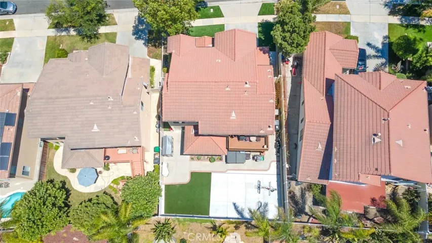 1031 Regina Way, Corona, California 92882