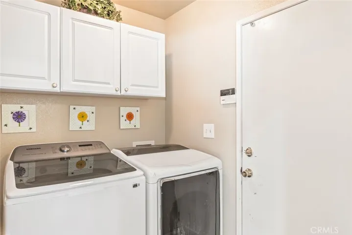 1031 Regina Way, Corona, California 92882