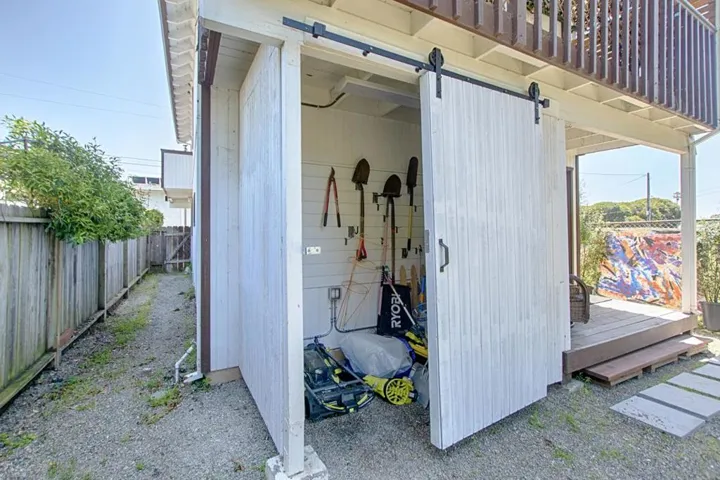 266 North Avenue, Aptos, California 95003