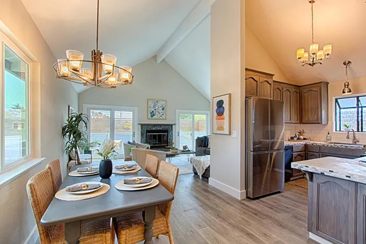266 North Avenue, Aptos, California 95003