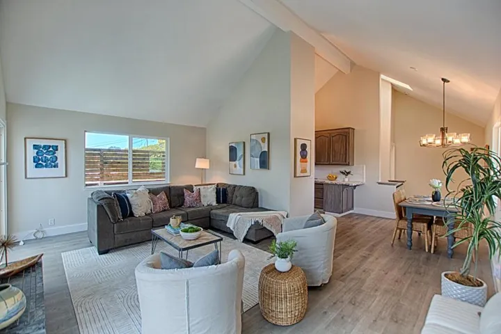266 North Avenue, Aptos, California 95003