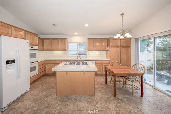 25 Gingham Street, Trabuco Canyon, California 92679