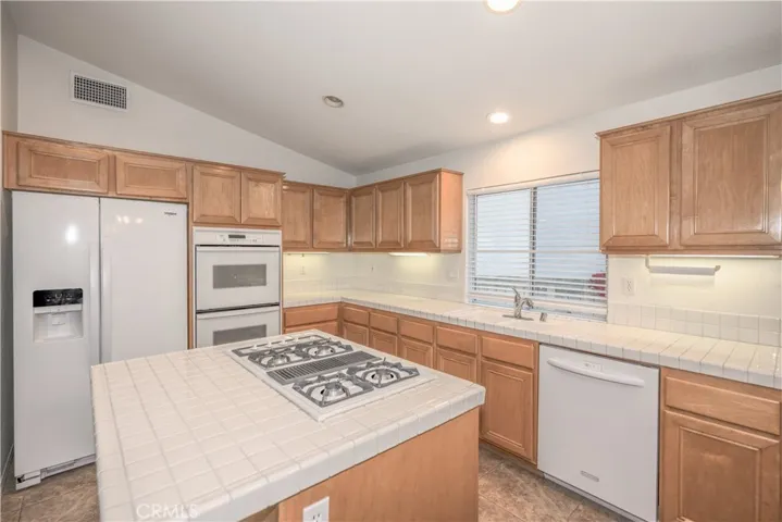 25 Gingham Street, Trabuco Canyon, California 92679