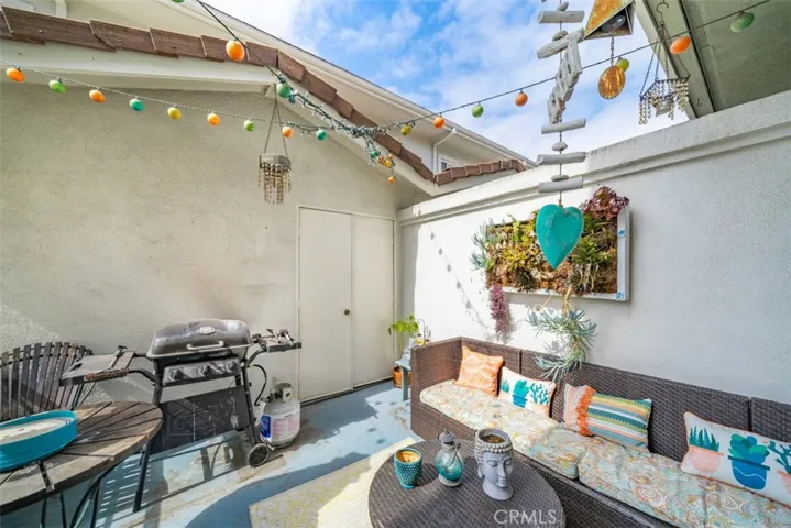 18061 Joyful Lane 104, Huntington Beach, California 92648
