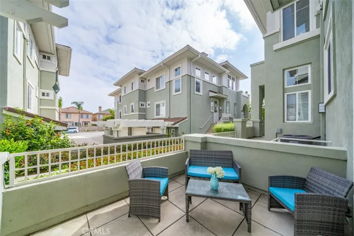 18061 Joyful Lane 104, Huntington Beach, California 92648