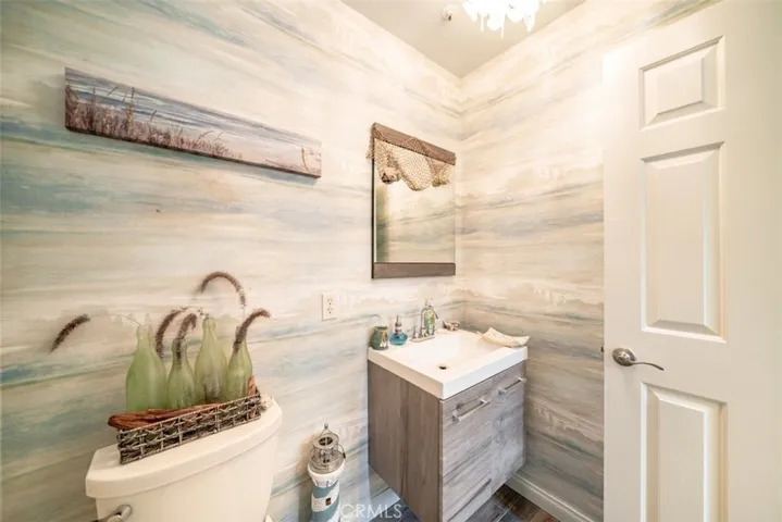 18061 Joyful Lane 104, Huntington Beach, California 92648