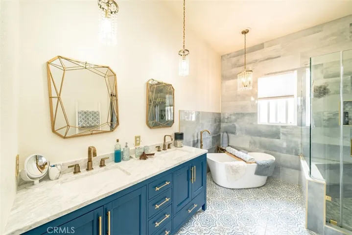 18061 Joyful Lane 104, Huntington Beach, California 92648