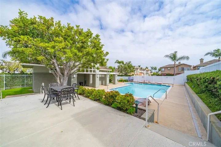 18061 Joyful Lane 104, Huntington Beach, California 92648