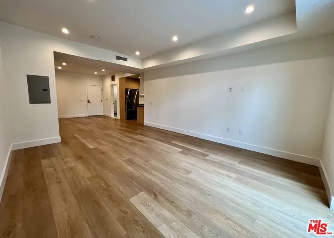 1001 N Fairfax Avenue 309, West Hollywood, California 90046