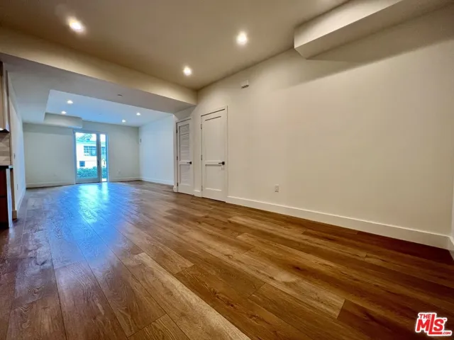 1001 N Fairfax Avenue 309, West Hollywood, California 90046