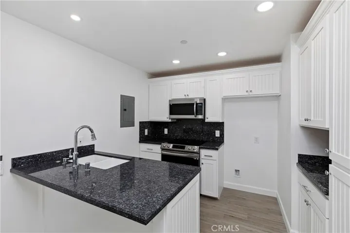 4064 9th Street, Riverside, California 92501