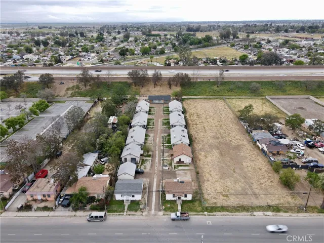 929 E Brundage Lane, Bakersfield, California 93307