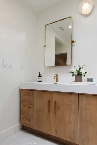 501 Avenue F, Redondo Beach, California 90277