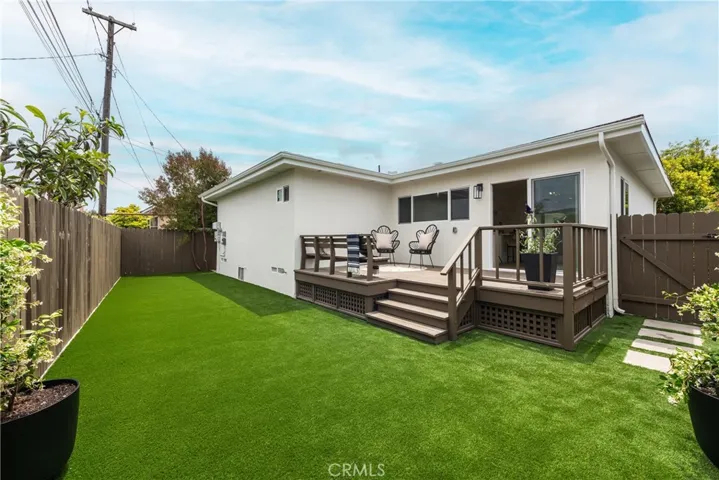 501 Avenue F, Redondo Beach, California 90277