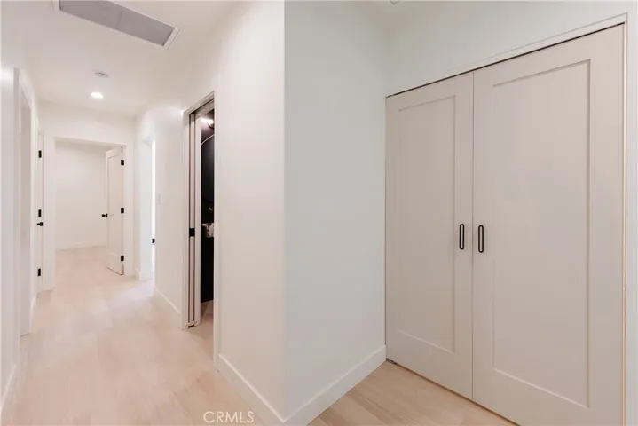 501 Avenue F, Redondo Beach, California 90277