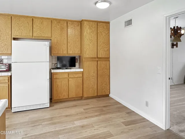 12 Kitchen Dining