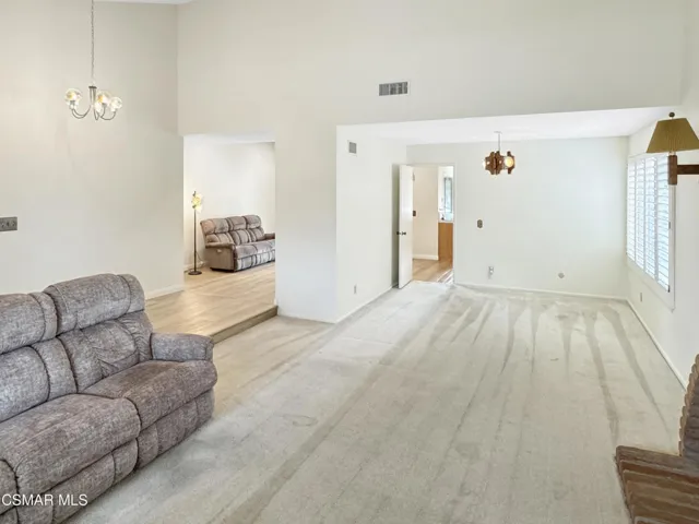 8 Living room