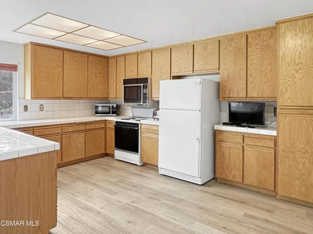 13 kitchen 2
