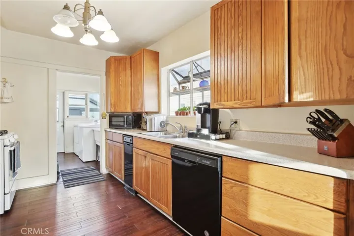 1105 S Hickory Street, Santa Ana, California 92701