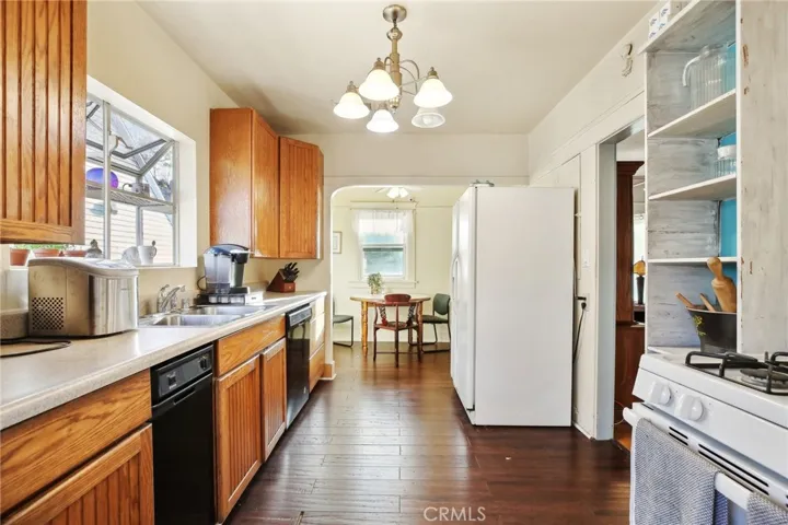 1105 S Hickory Street, Santa Ana, California 92701