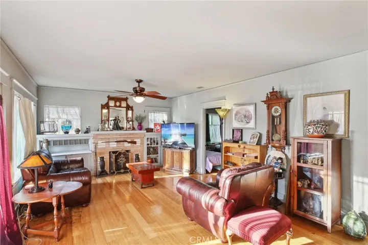 1105 S Hickory Street, Santa Ana, California 92701
