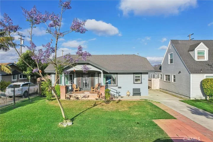 1105 S Hickory Street, Santa Ana, California 92701
