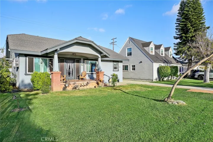 1105 S Hickory Street, Santa Ana, California 92701