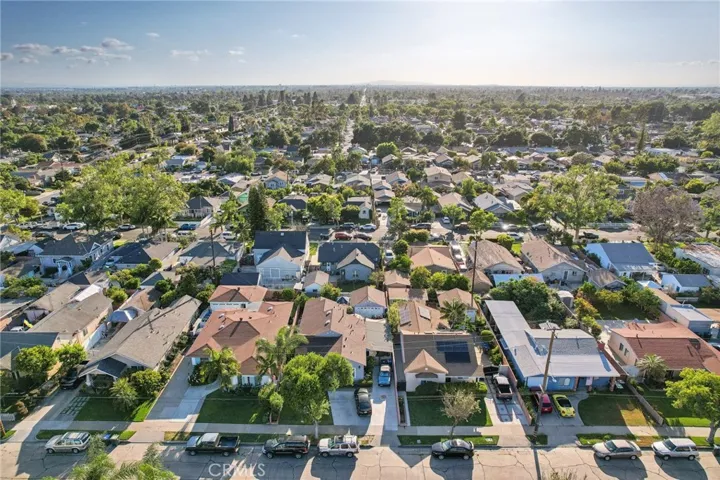 1105 S Hickory Street, Santa Ana, California 92701