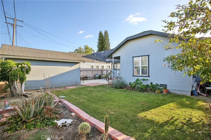 1105 S Hickory Street, Santa Ana, California 92701
