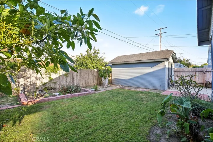 1105 S Hickory Street, Santa Ana, California 92701