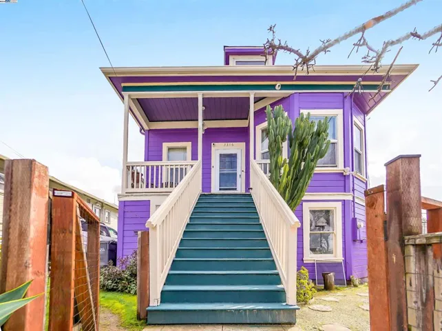 3316 Laguna Way, Oakland, California 94602