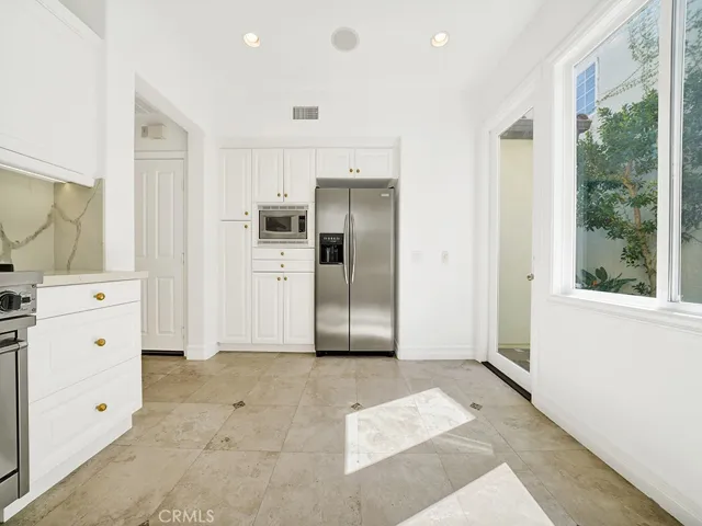 64 Pathstone, Irvine, California 92603