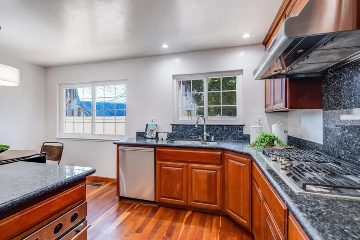 1535 Byron Street, Palo Alto, California 94301
