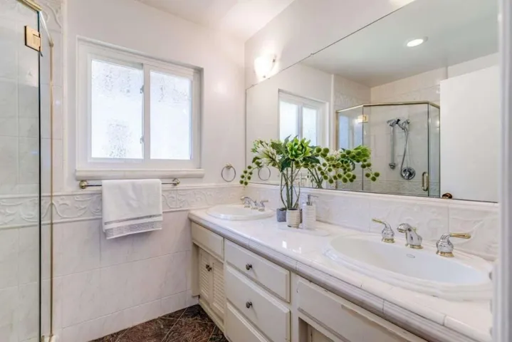 1535 Byron Street, Palo Alto, California 94301