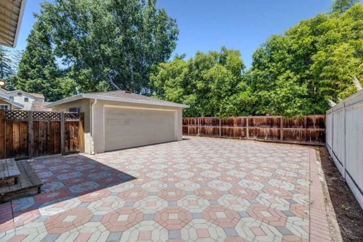 1535 Byron Street, Palo Alto, California 94301