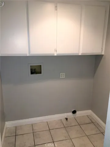 Pic from prior rental