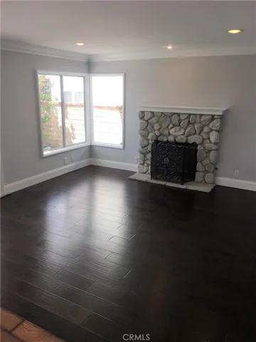 Pic from prior rental