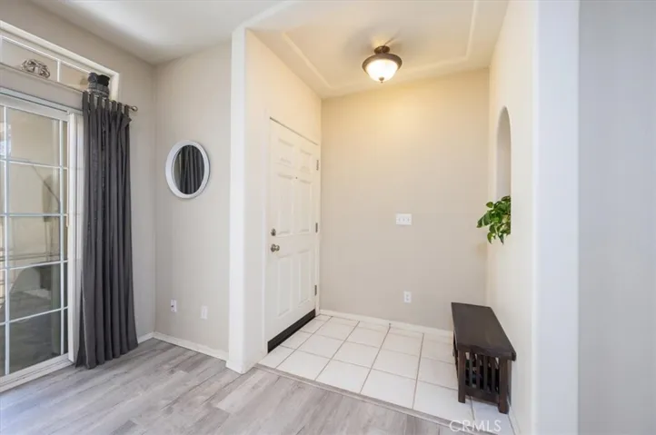 310 E Mccoy Lane 7e, Santa Maria, California 93455