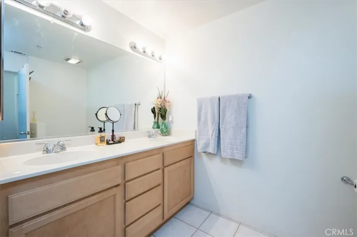 310 E Mccoy Lane 7e, Santa Maria, California 93455