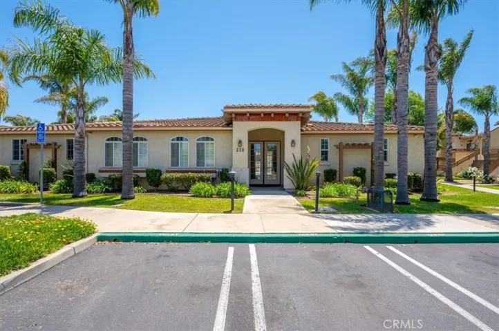 310 E Mccoy Lane 7e, Santa Maria, California 93455