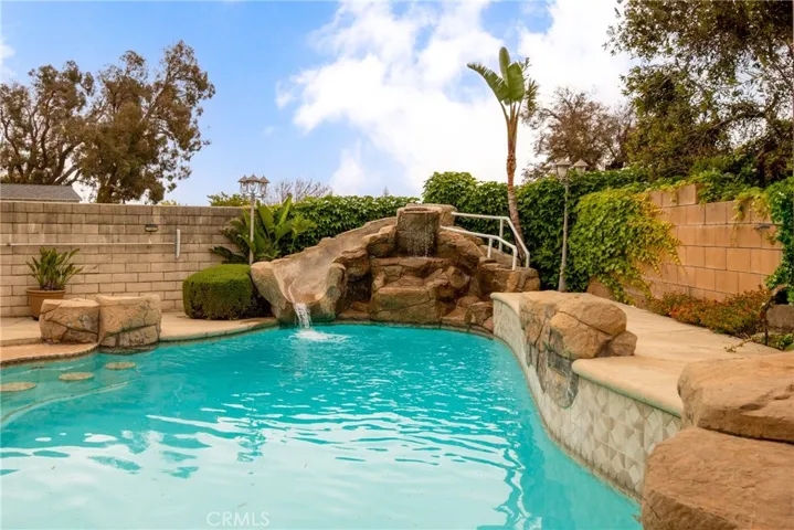 5481 Grand Prix Court, Fontana, California 92336