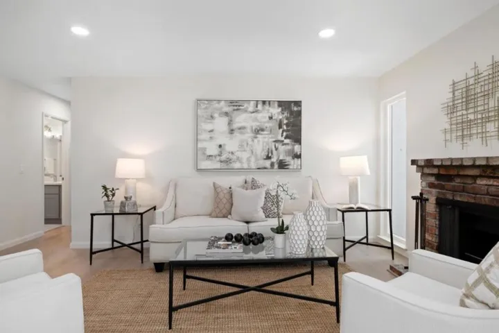 1057 Shell Boulevard 4, Foster City, California 94404